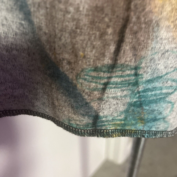 NWT Jess And Jane Women’s Blouse Grey Floral Print Heathered Fab… - Picture 11 of 16